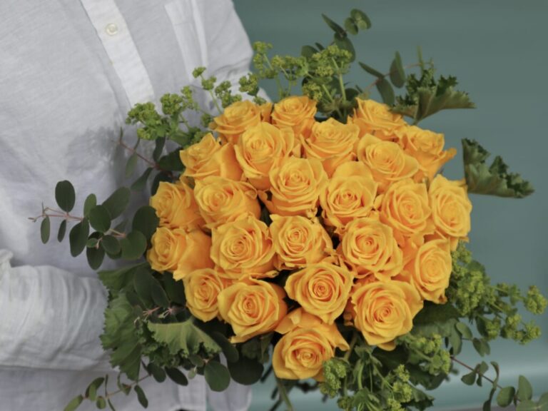 24本のバラの花束　イエロー